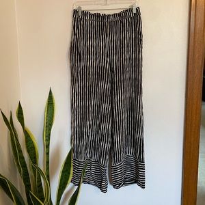 Striped wide leg pants